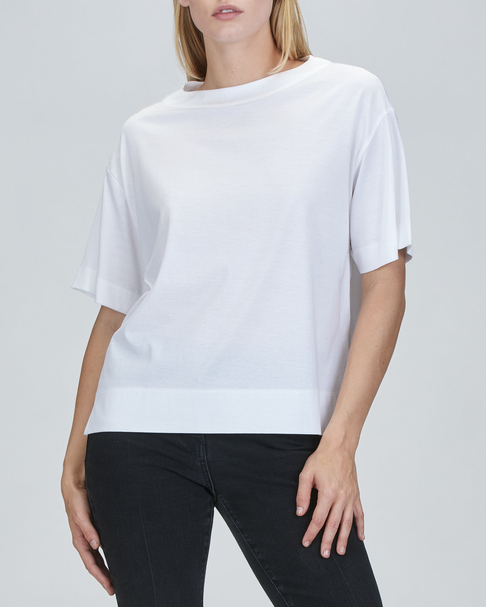 #color_white