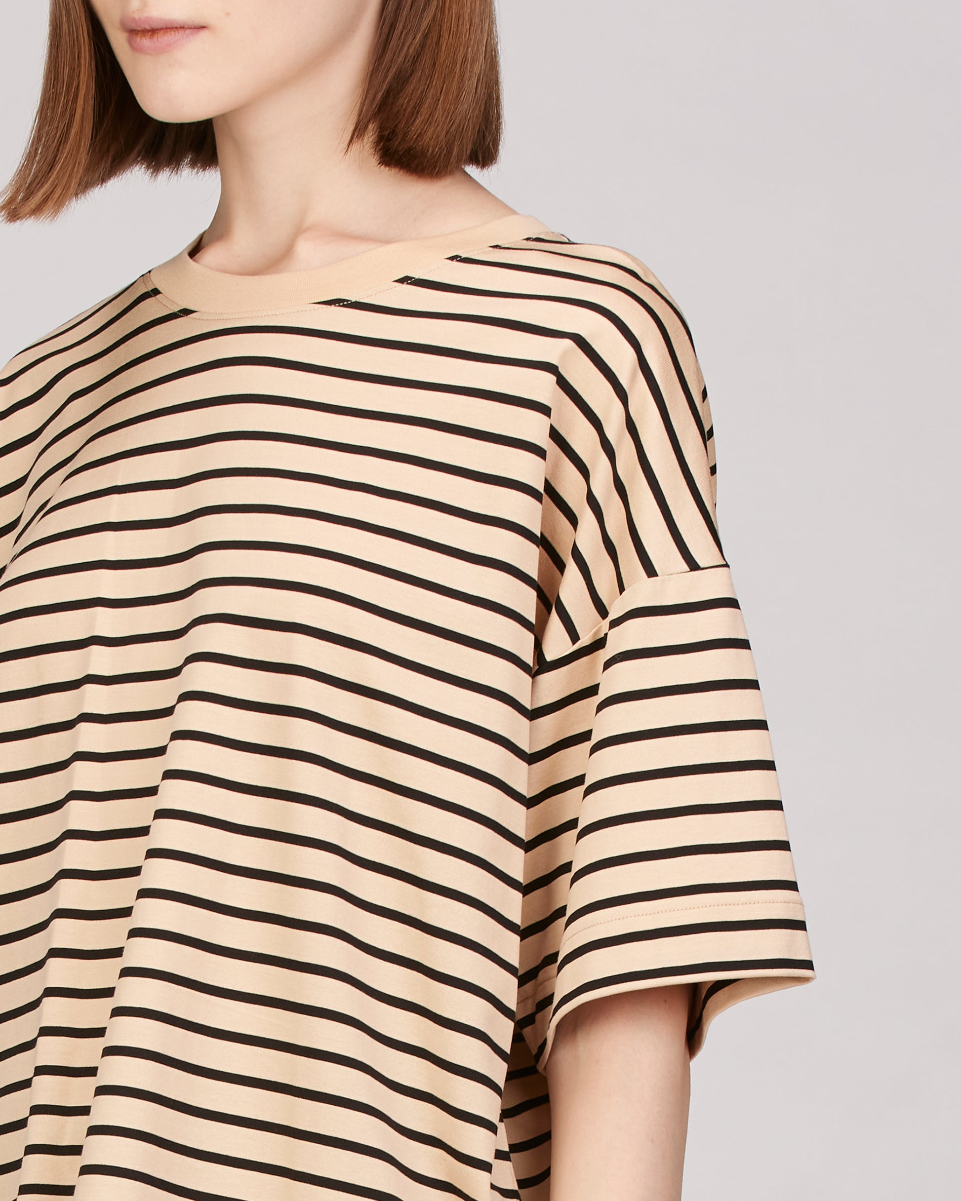 #color_irish-cream-black