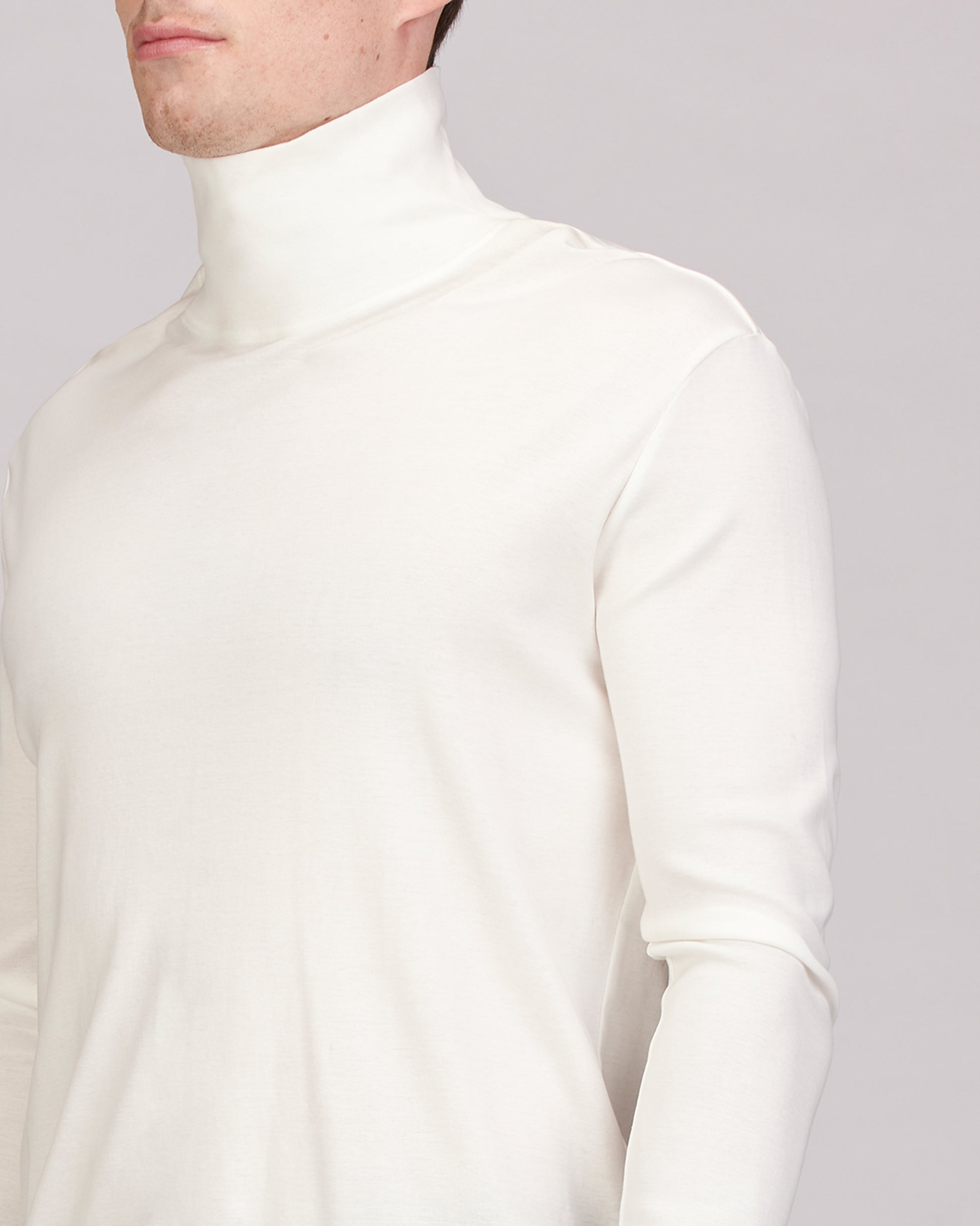 #color_white