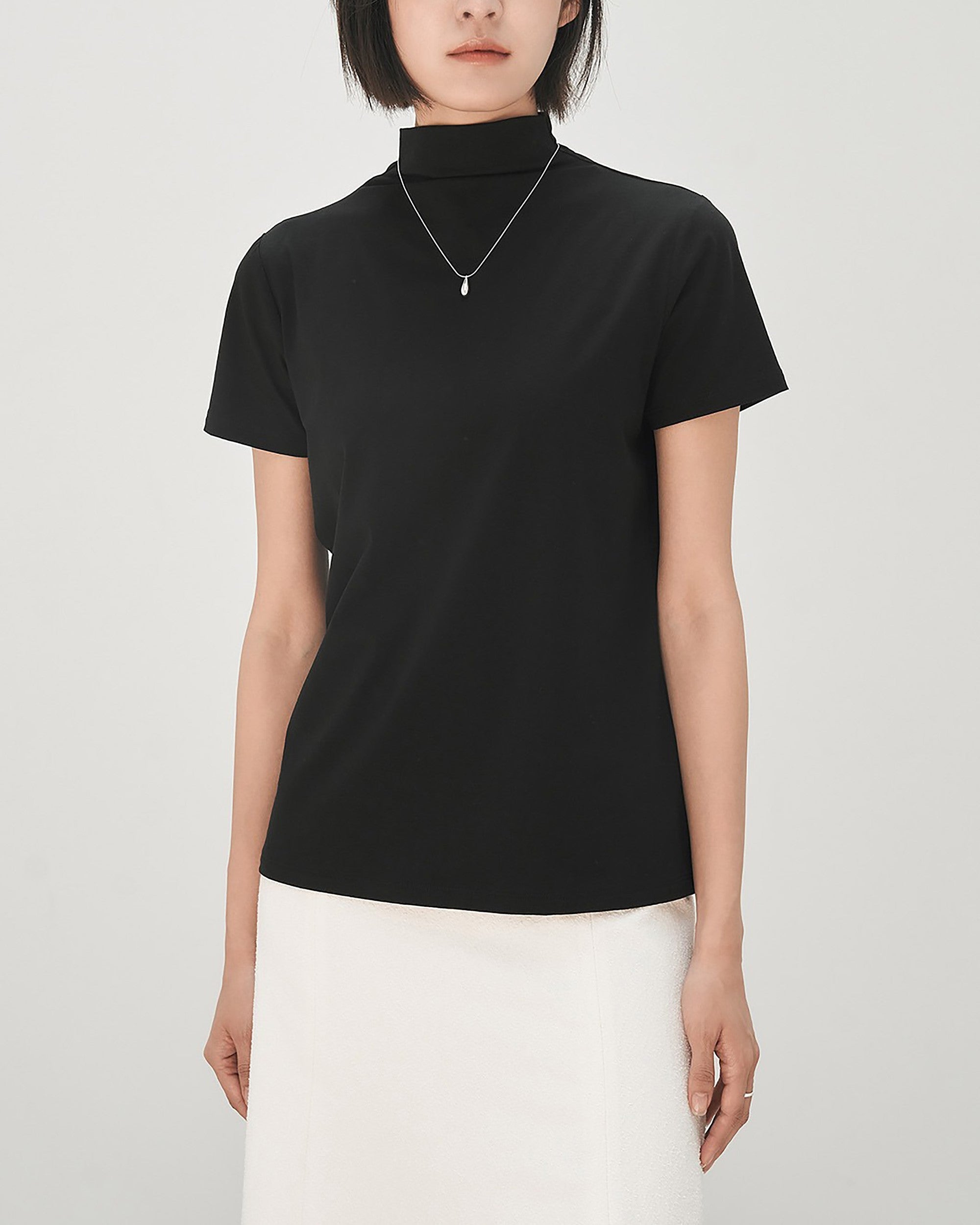 The Lightweight Mock Neck T-Shirt – YJACK