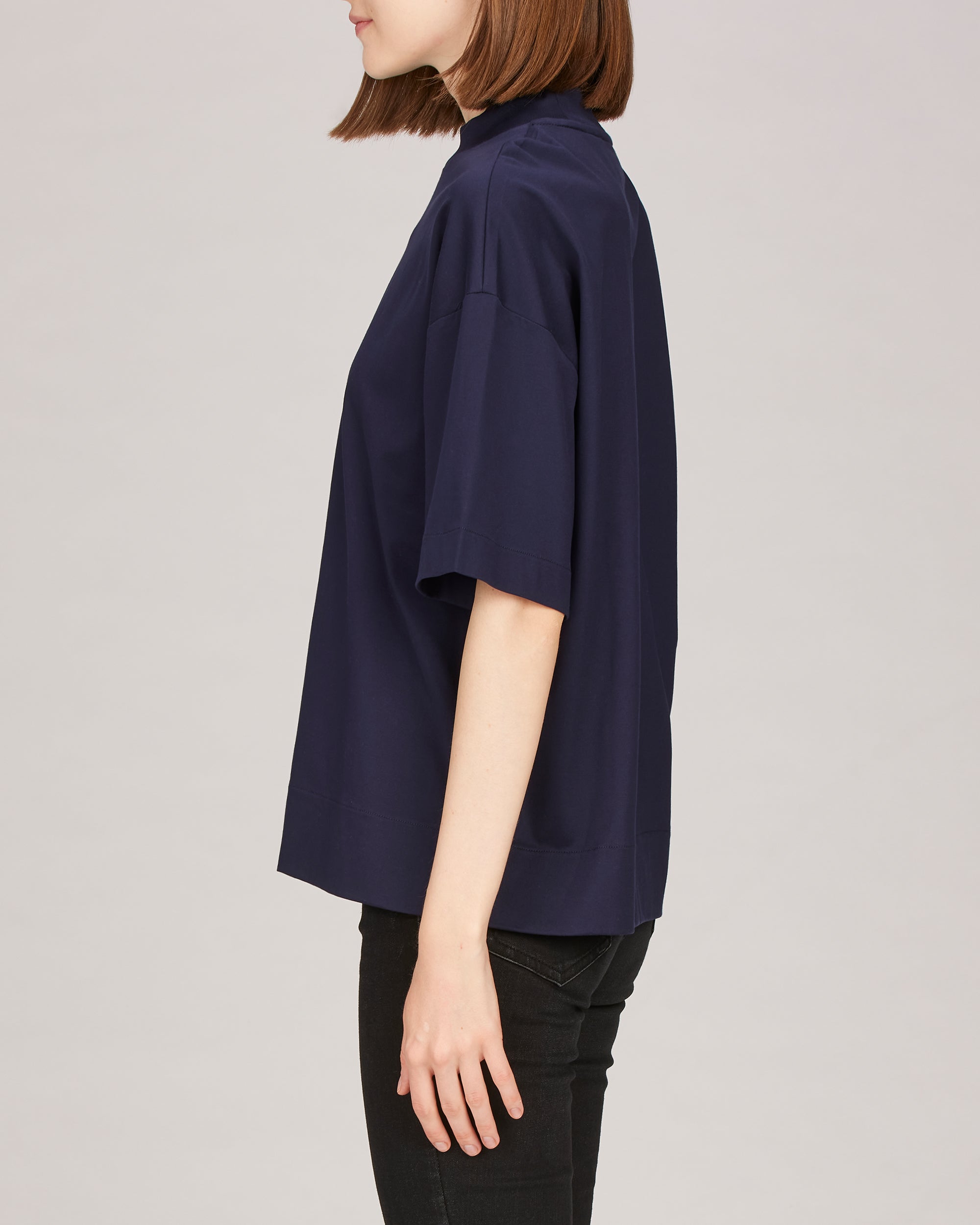 美品 ＴＲＩＡＮＧＬＥ　ＴＵＣＫ　ＳＨＩＲＴ Nike ACG 